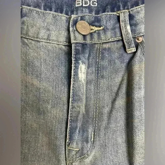 Women’s Urban  Outfitters BDG High Rise TWIG Grazer Jeans Size 28 x 26 - Picture 3 of 12